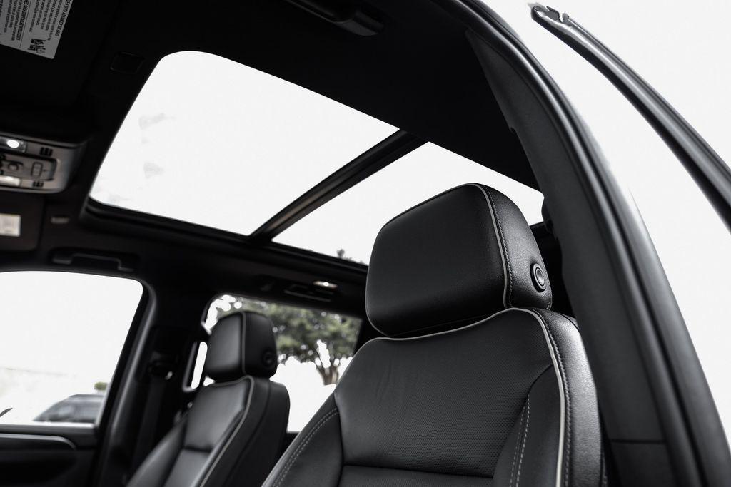 used 2021 GMC Yukon XL car, priced at $37,581