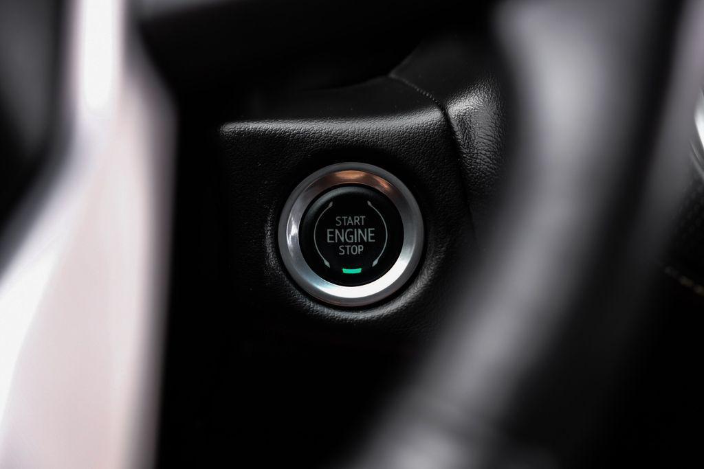 used 2021 GMC Yukon XL car, priced at $37,581