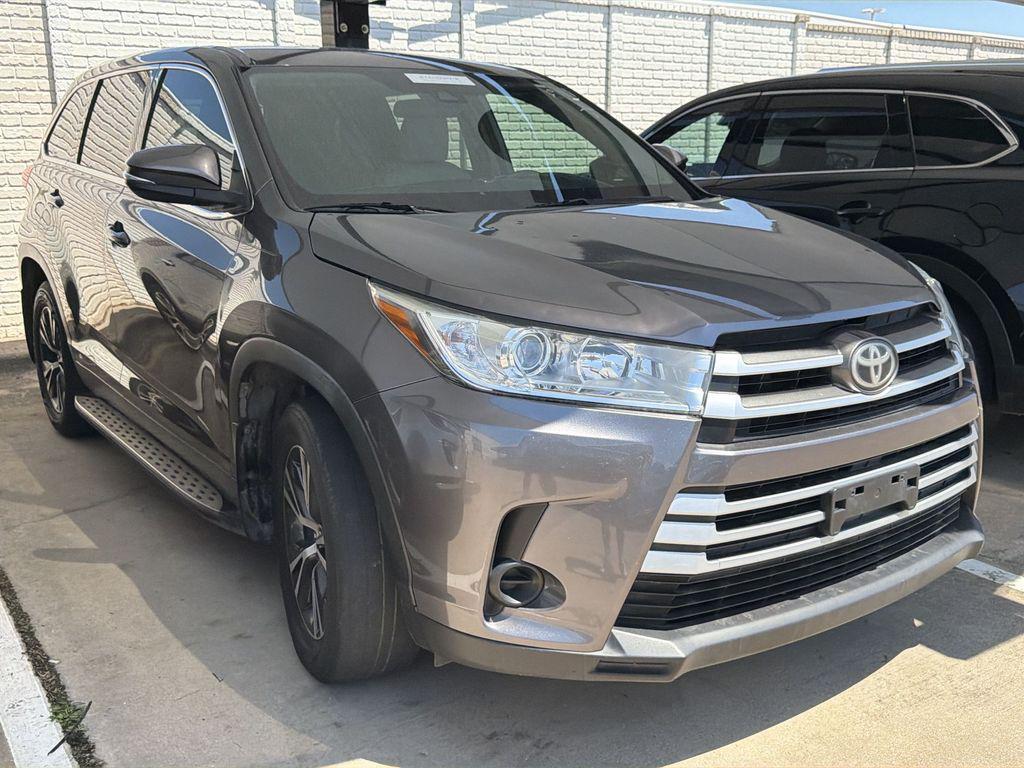 used 2019 Toyota Highlander car, priced at $17,781