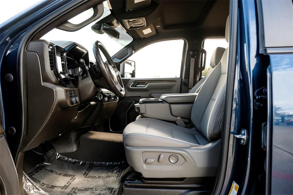 used 2022 Chevrolet Silverado 1500 car, priced at $27,581