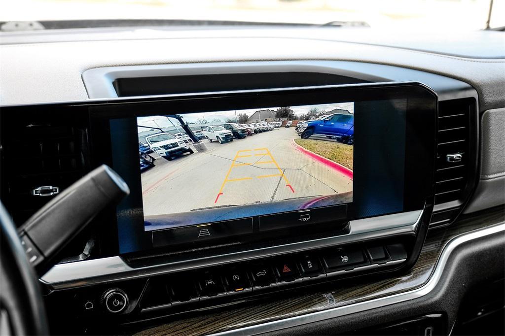 used 2022 Chevrolet Silverado 1500 car, priced at $27,581