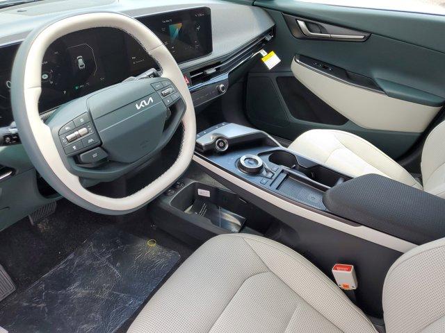 new 2025 Kia EV6 car, priced at $52,175
