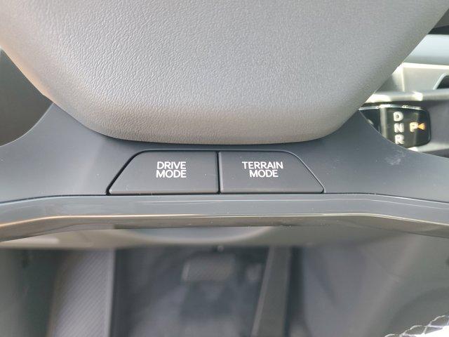 new 2026 Kia EV9 car, priced at $65,870