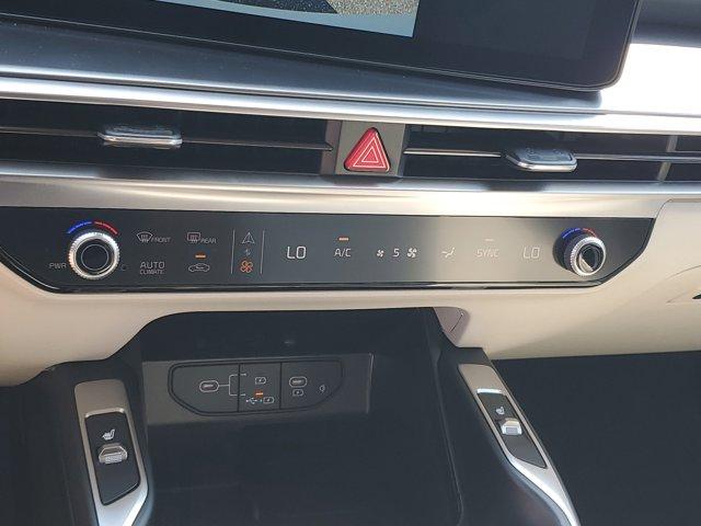 new 2026 Kia Sorento car, priced at $38,565