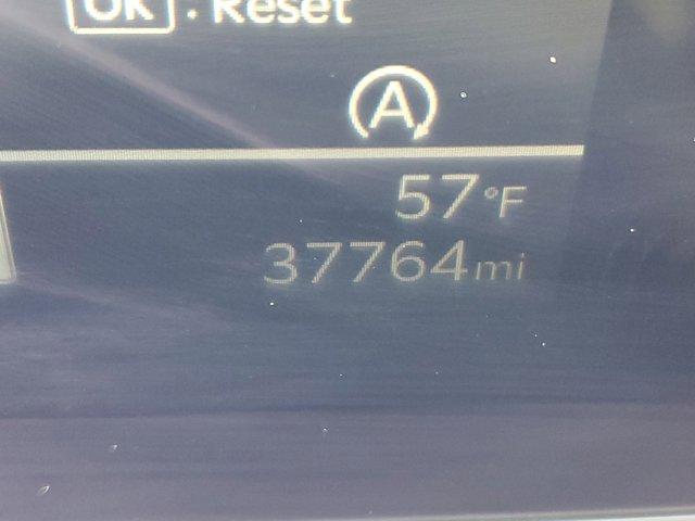 used 2024 Kia Sorento car, priced at $30,887