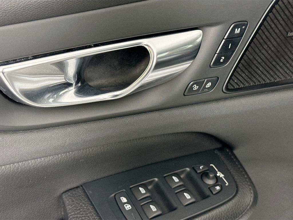 used 2022 Volvo S60 car, priced at $22,487
