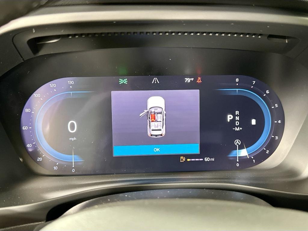 new 2025 Volvo XC40 car, priced at $39,315