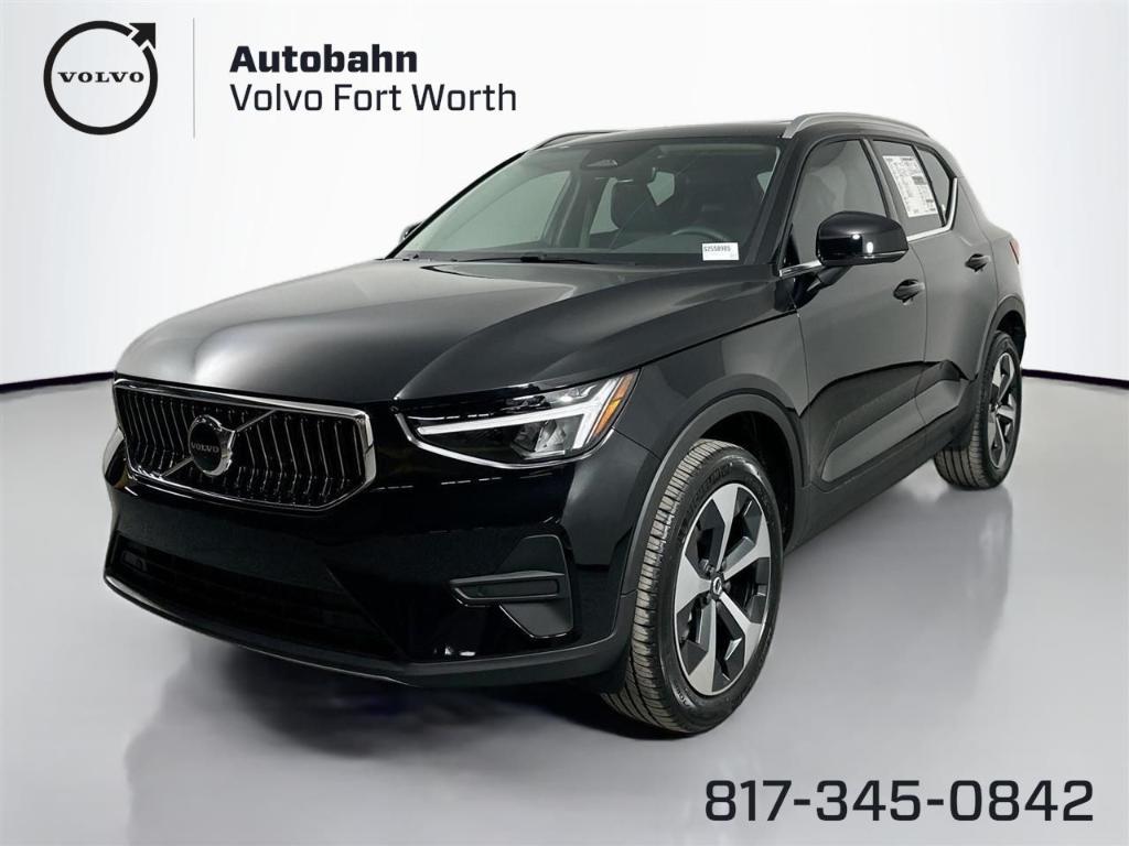 new 2025 Volvo XC40 car, priced at $36,485