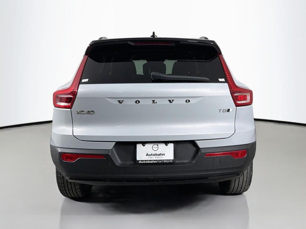 used 2021 Volvo XC40 car, priced at $24,693