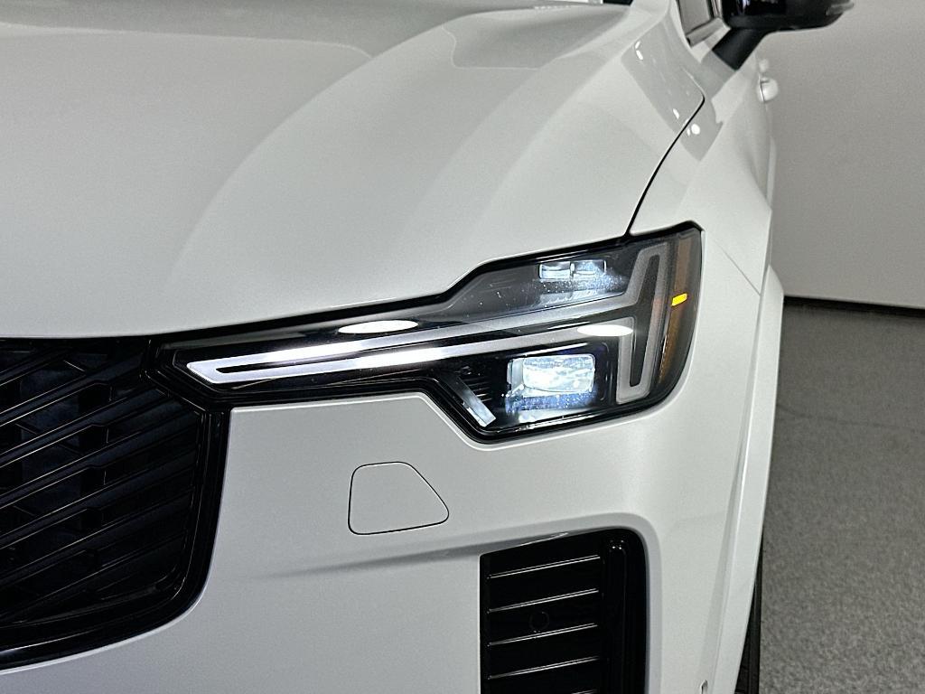 new 2026 Volvo XC90 car, priced at $83,545