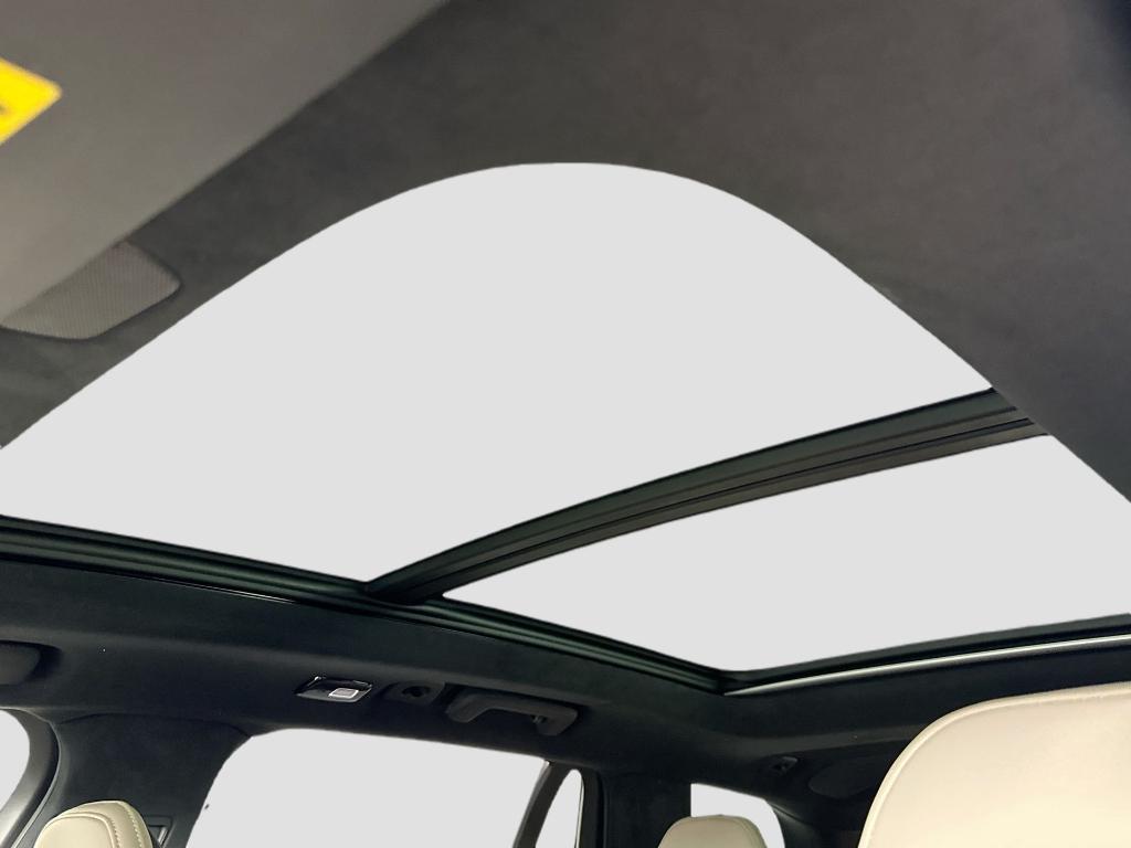 new 2026 Volvo XC90 car, priced at $83,545