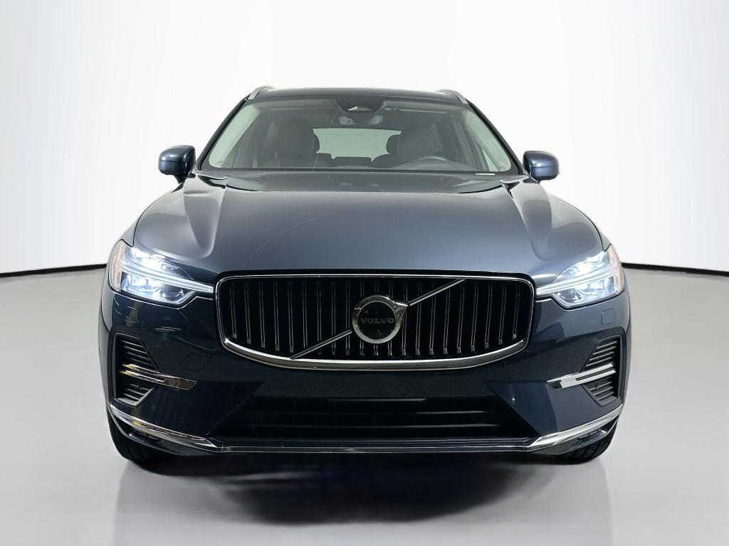 used 2023 Volvo XC60 car