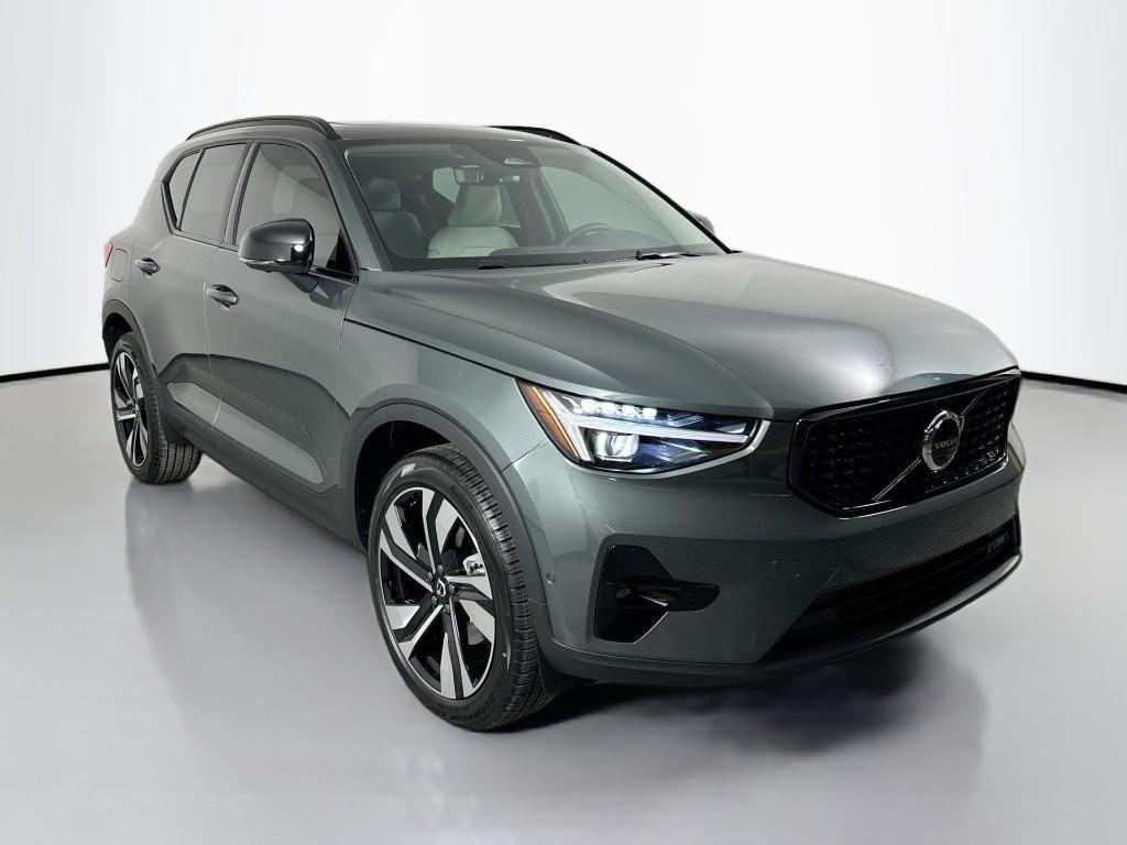 new 2026 Volvo XC40 car, priced at $49,795