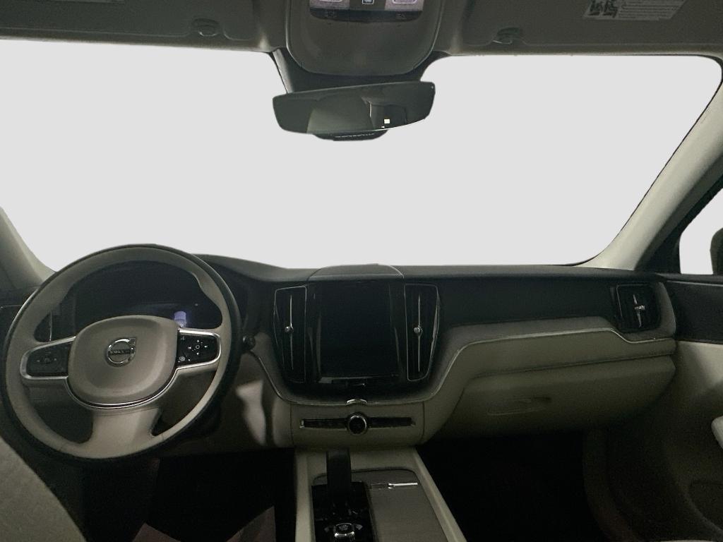 new 2024 Volvo XC60 car, priced at $40,875