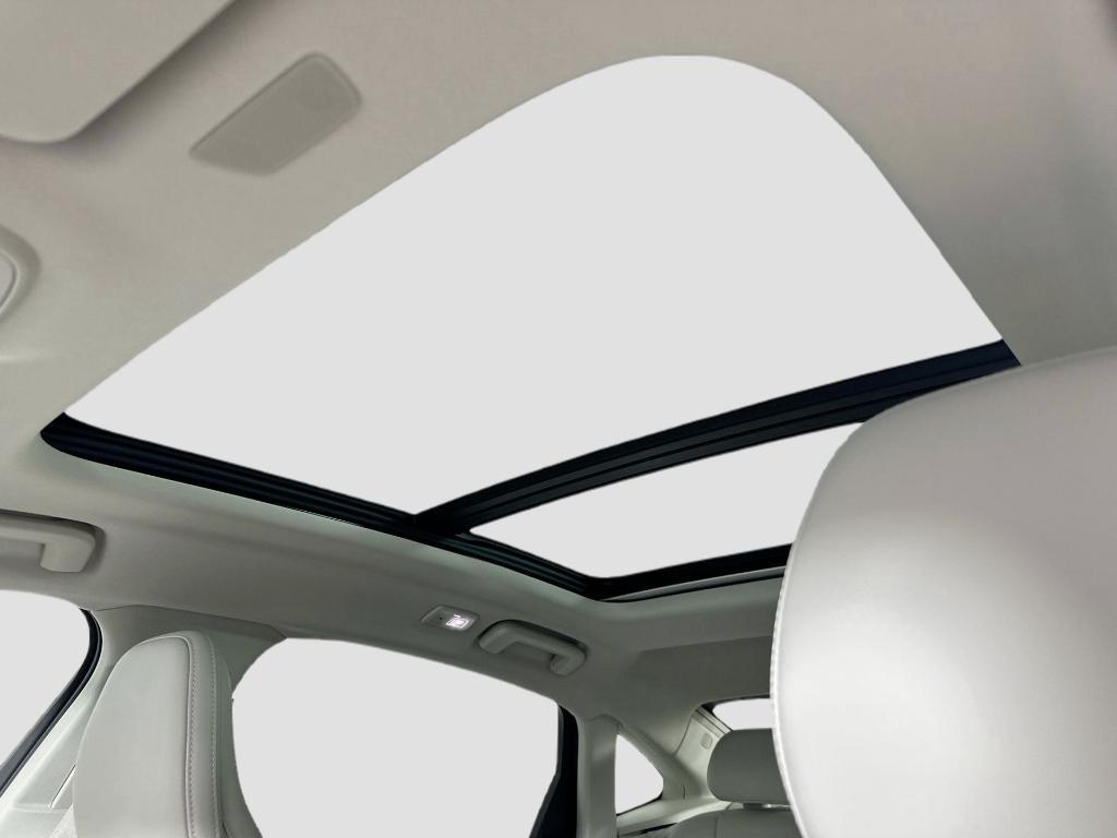 new 2025 Volvo S90 car, priced at $62,359