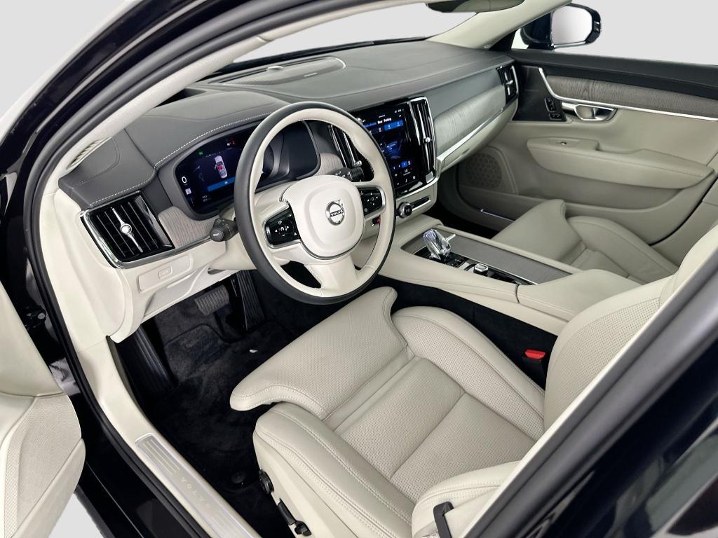 new 2025 Volvo S90 car, priced at $62,359