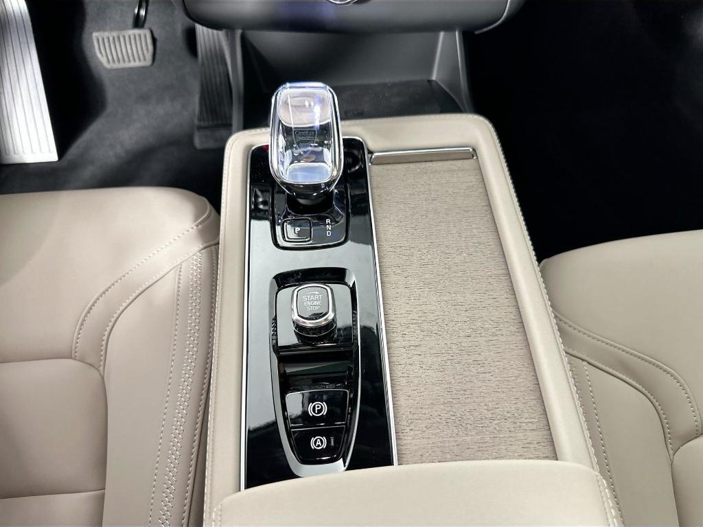 new 2026 Volvo XC90 car, priced at $74,495