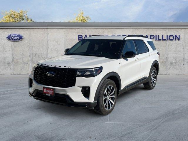 used 2025 Ford Explorer car