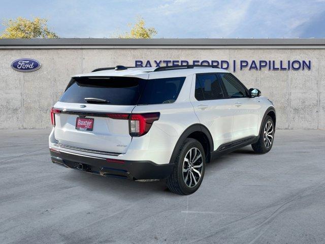 used 2025 Ford Explorer car