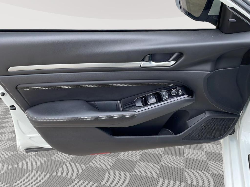 used 2021 Nissan Altima car, priced at $23,695