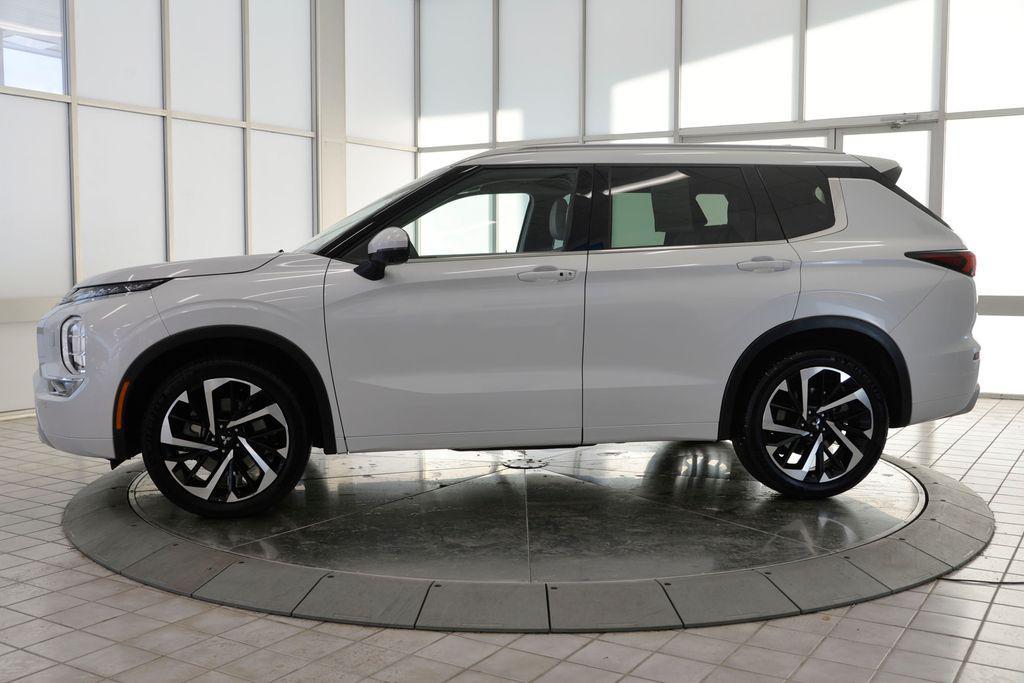 used 2022 Mitsubishi Outlander car, priced at $19,911