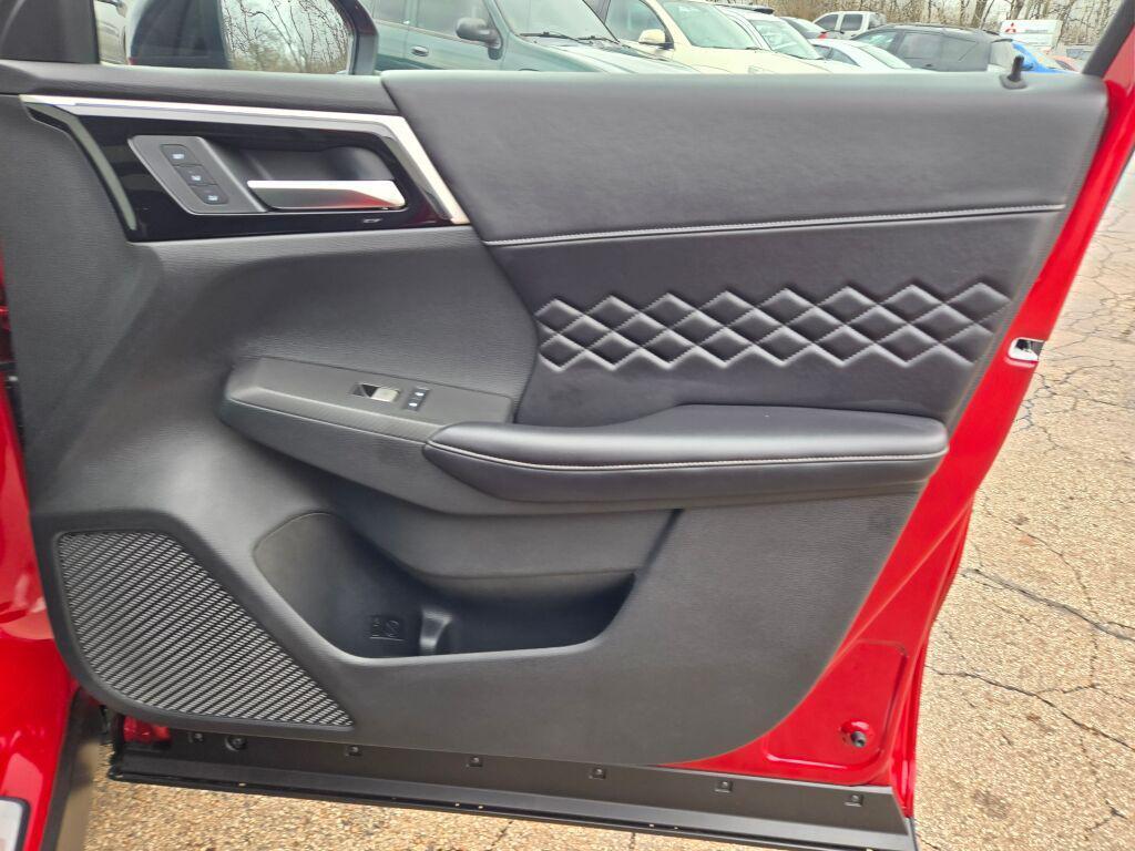 new 2025 Mitsubishi Outlander PHEV car, priced at $47,240