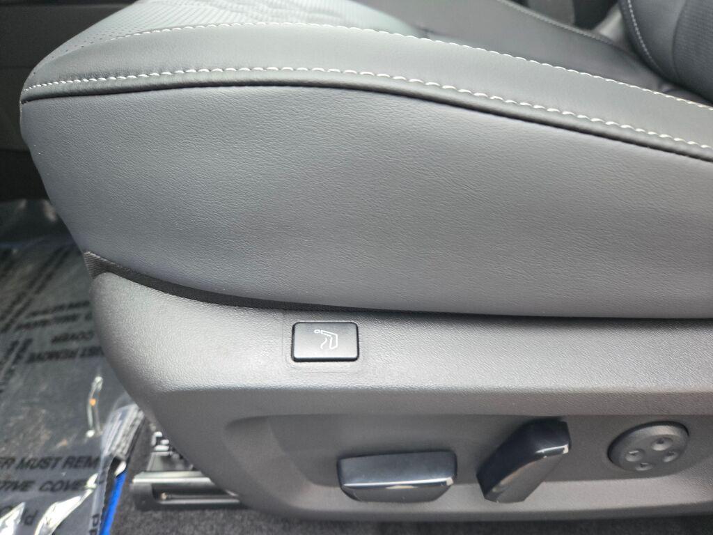 new 2025 Mitsubishi Outlander PHEV car, priced at $47,240