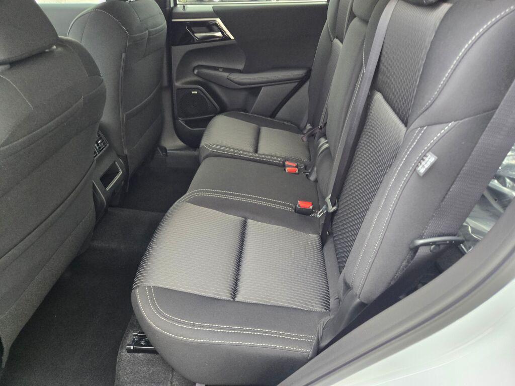 new 2026 Mitsubishi Outlander car, priced at $33,843