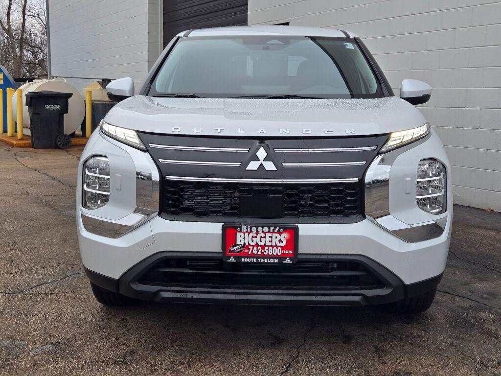 new 2026 Mitsubishi Outlander car, priced at $33,843