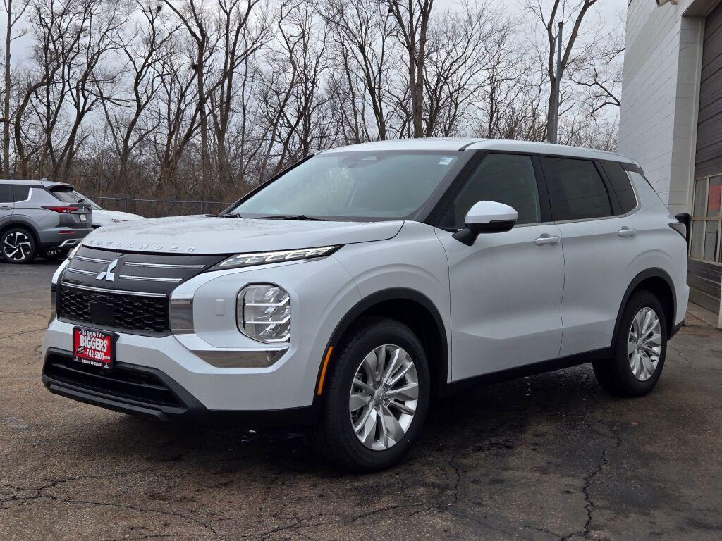 new 2026 Mitsubishi Outlander car, priced at $33,843