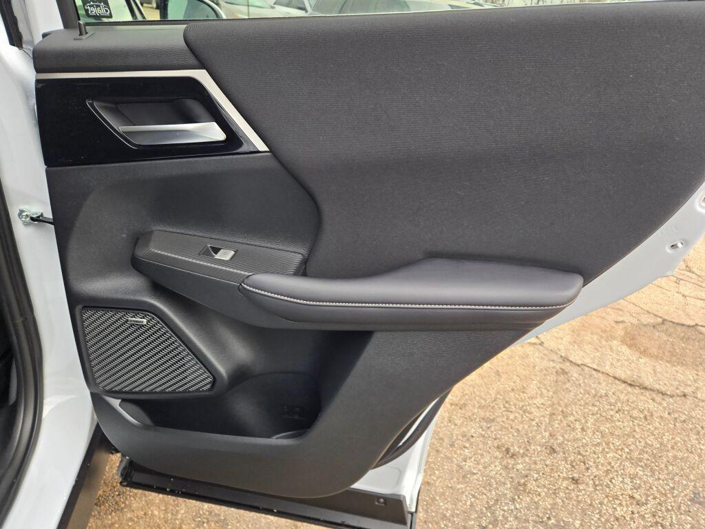 new 2026 Mitsubishi Outlander car, priced at $33,843