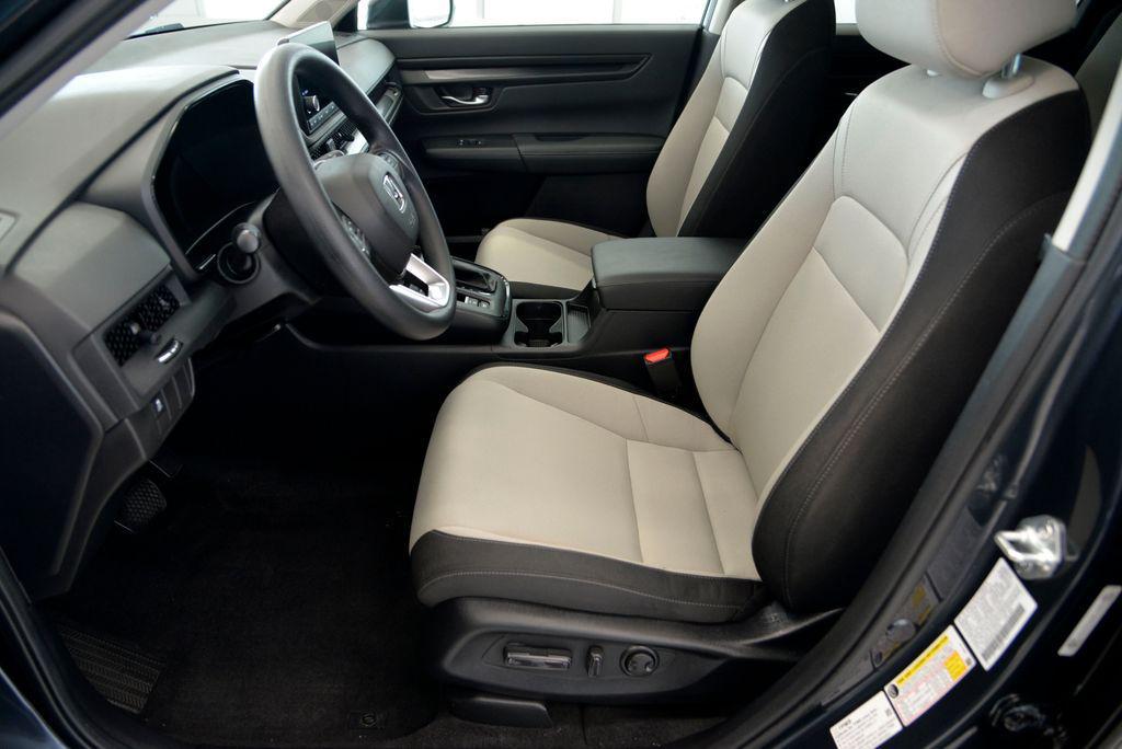 used 2025 Honda CR-V car, priced at $30,160