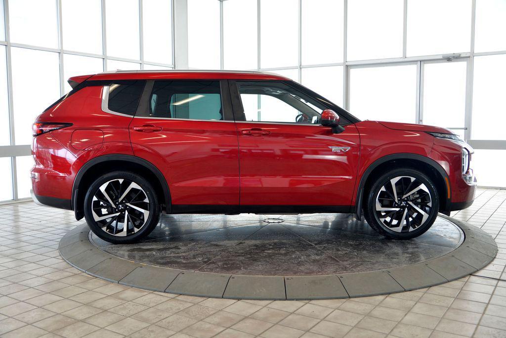 used 2023 Mitsubishi Outlander PHEV car, priced at $28,289