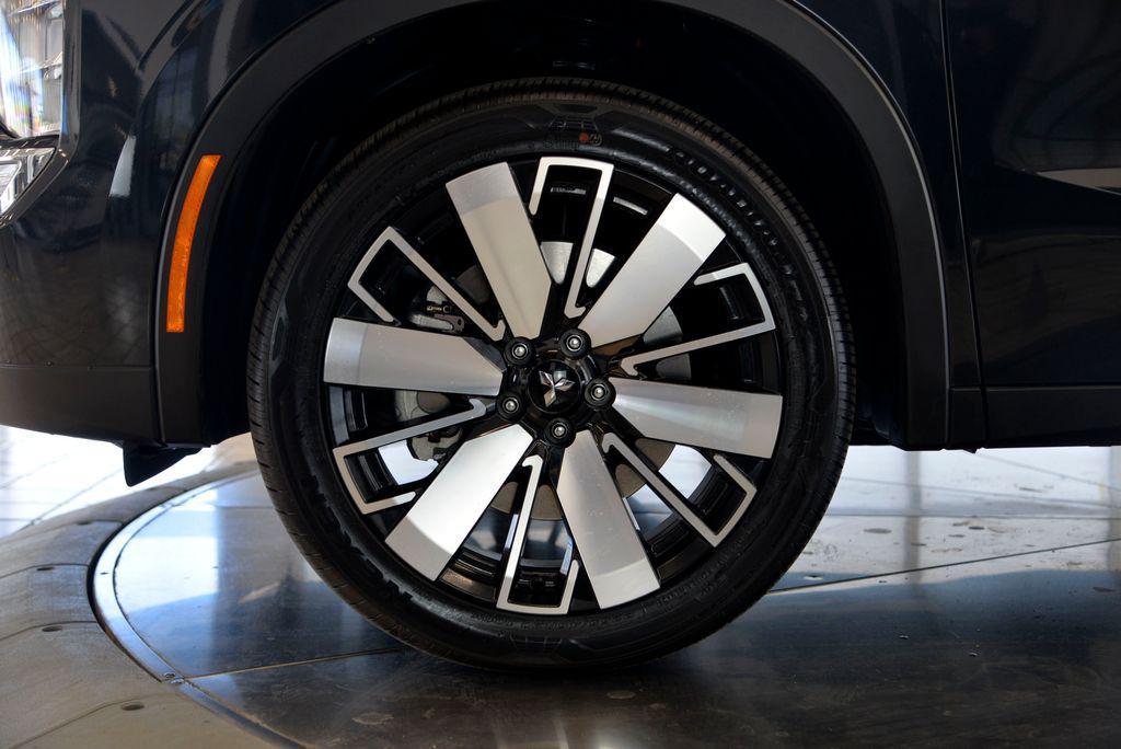 used 2026 Mitsubishi Outlander car, priced at $39,172