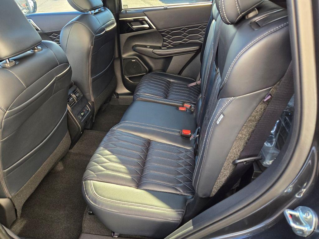 new 2026 Mitsubishi Outlander car, priced at $39,973