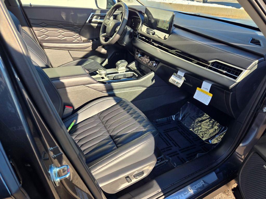 new 2026 Mitsubishi Outlander car, priced at $39,973