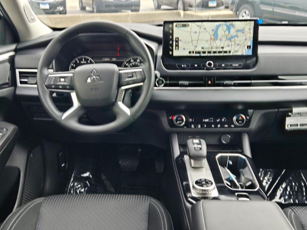 new 2026 Mitsubishi Outlander car, priced at $33,588