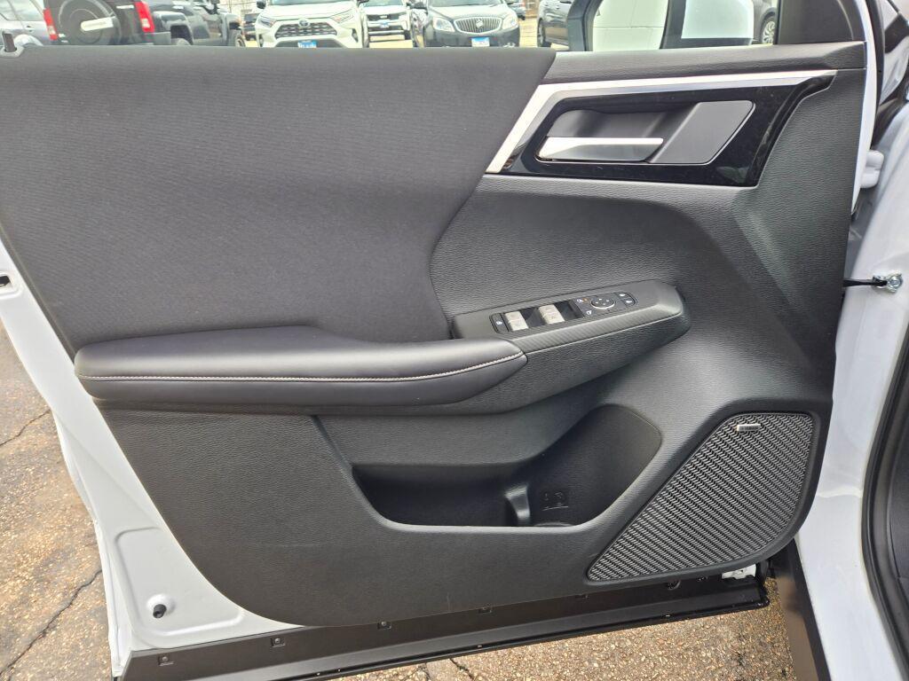 new 2026 Mitsubishi Outlander car, priced at $33,588