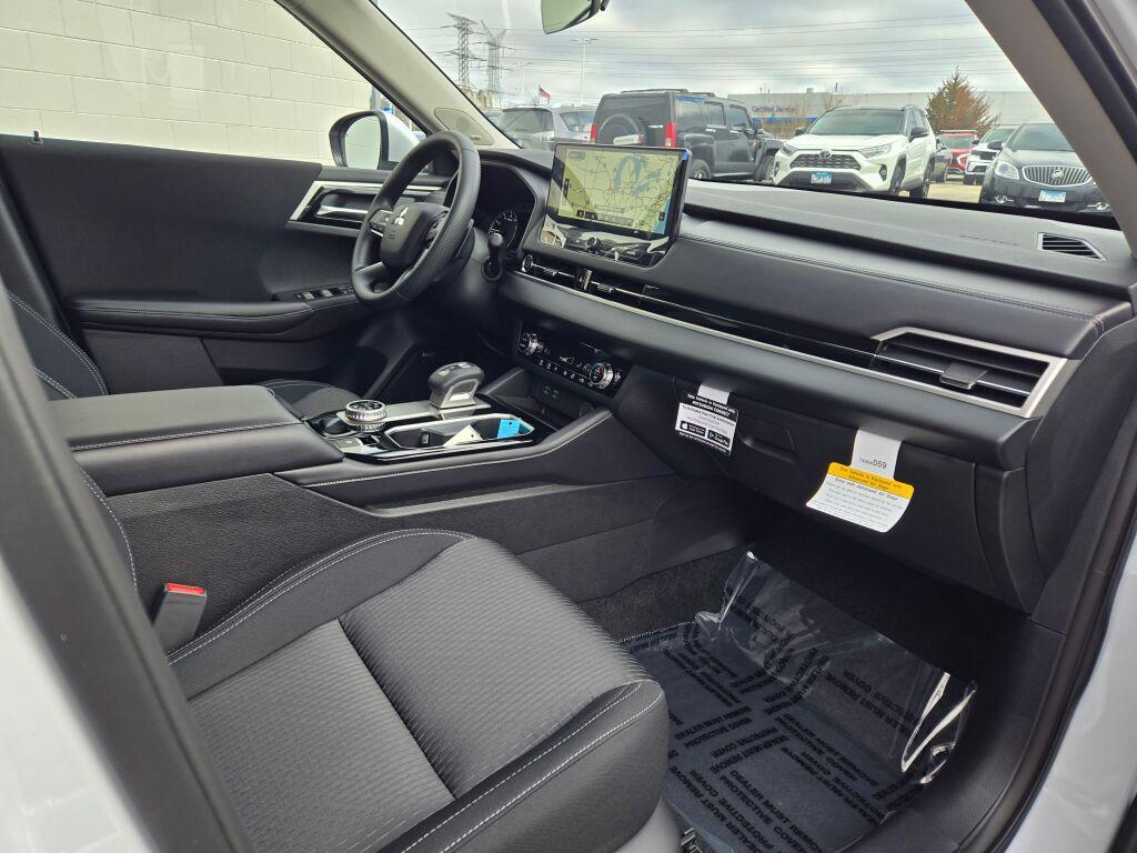 new 2026 Mitsubishi Outlander car, priced at $33,588