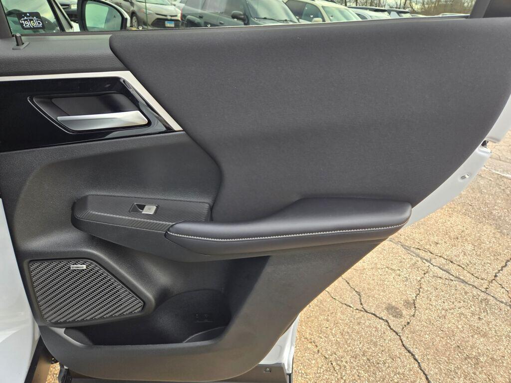 new 2026 Mitsubishi Outlander car, priced at $33,588