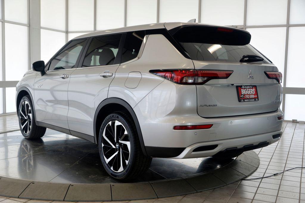 used 2025 Mitsubishi Outlander PHEV car, priced at $27,950