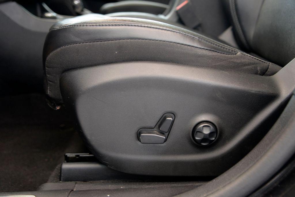 used 2021 Jeep Cherokee car, priced at $21,992