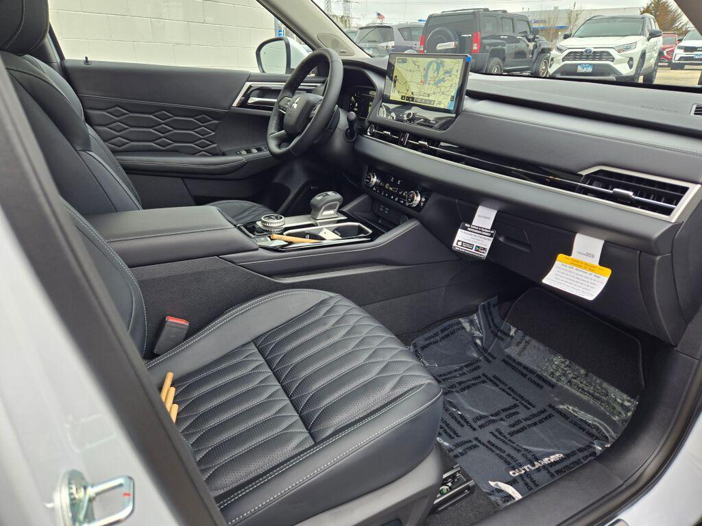 new 2026 Mitsubishi Outlander car, priced at $41,519