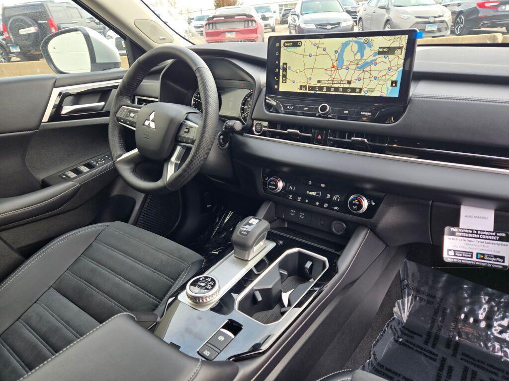 new 2026 Mitsubishi Outlander car, priced at $35,327