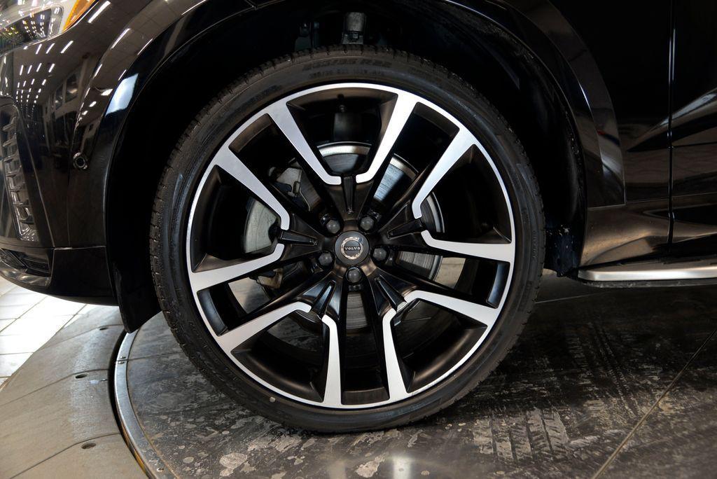 used 2023 Volvo XC60 Recharge Plug-In Hybrid car, priced at $38,579