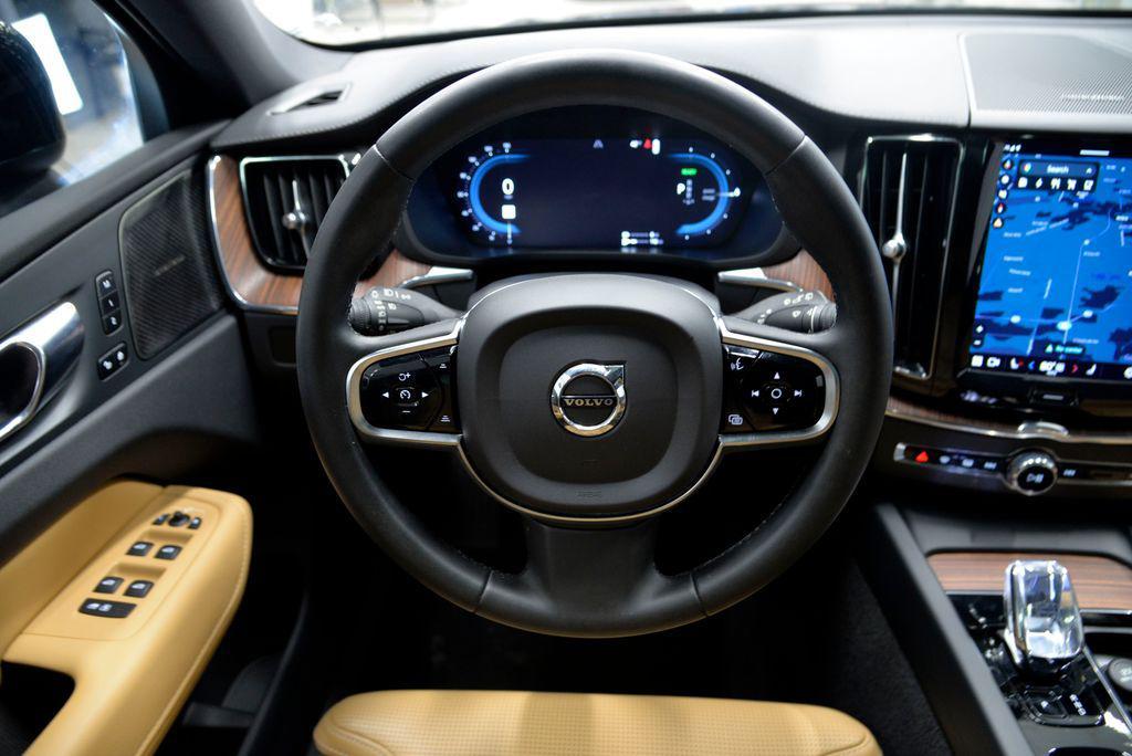 used 2023 Volvo XC60 Recharge Plug-In Hybrid car, priced at $38,579