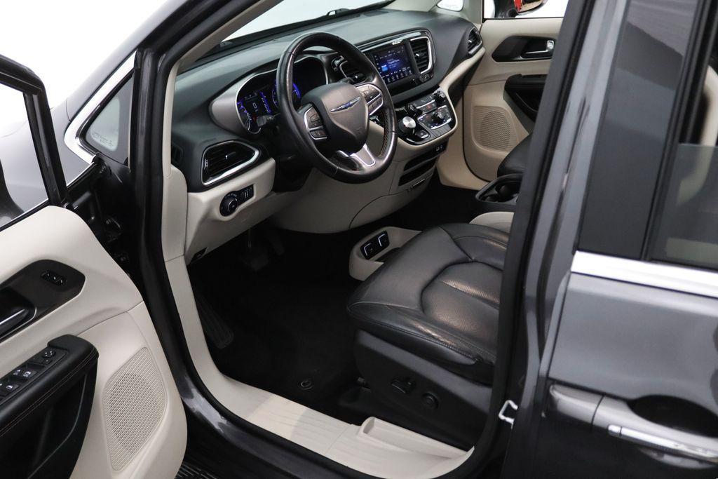 used 2020 Chrysler Pacifica car, priced at $18,312