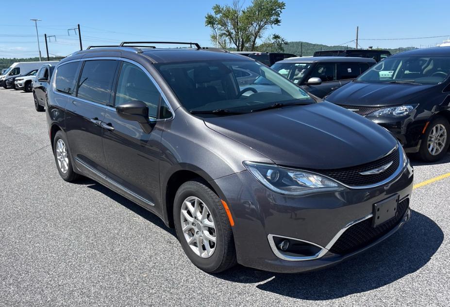 used 2020 Chrysler Pacifica car, priced at $19,910