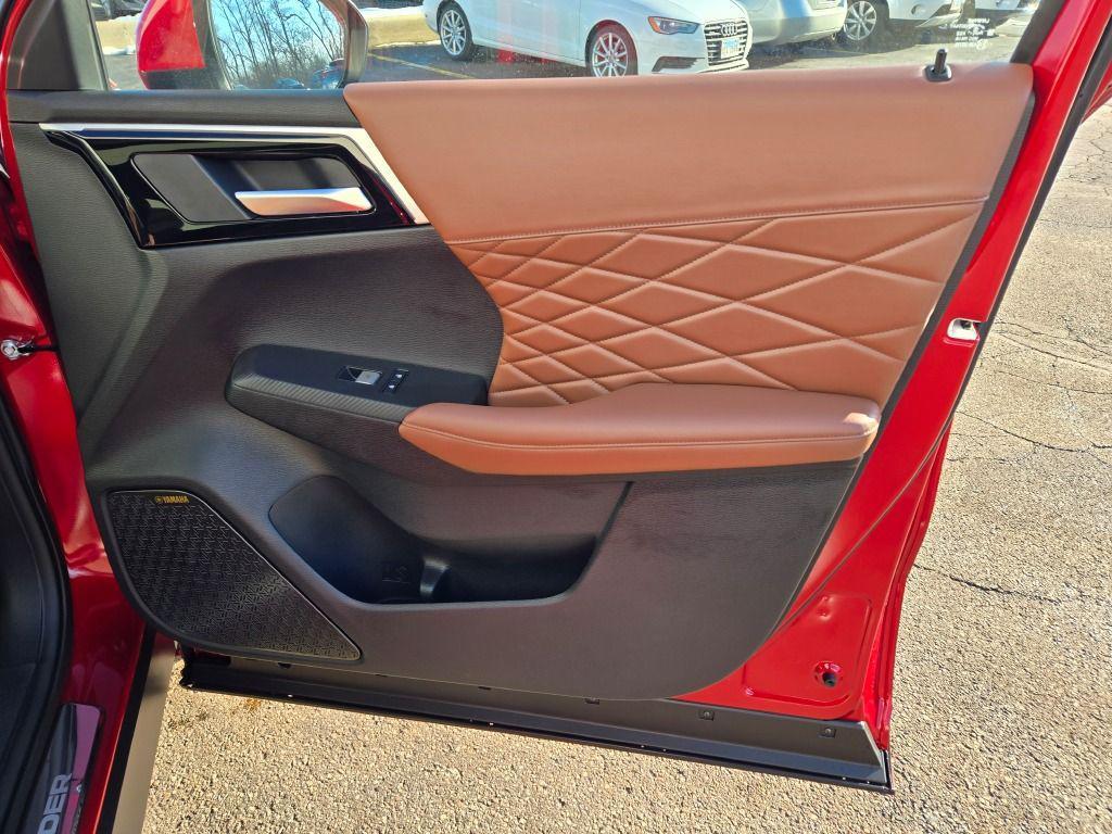 new 2026 Mitsubishi Outlander car, priced at $45,815