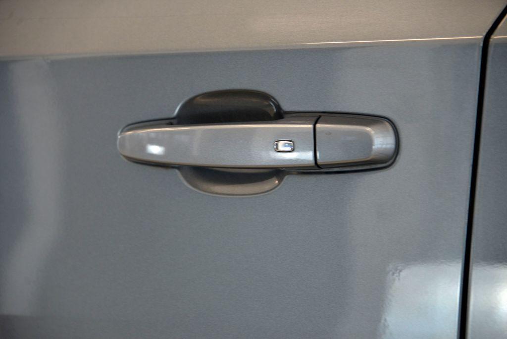 used 2019 Chevrolet Traverse car, priced at $19,373